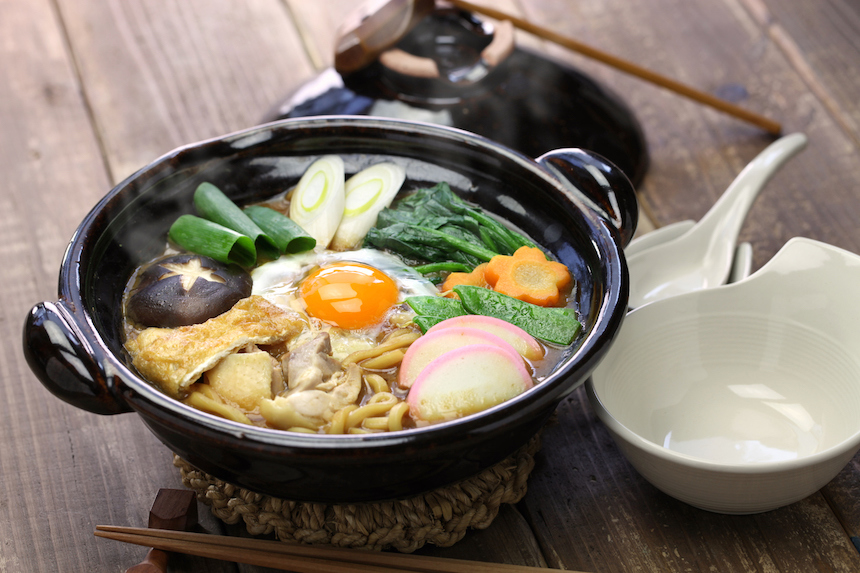 名古屋で味噌煮込みうどんを知らない人はいない お土産でも人気な山本屋味噌煮込みうどんと鍋焼きうどんのカロリー比較 Common