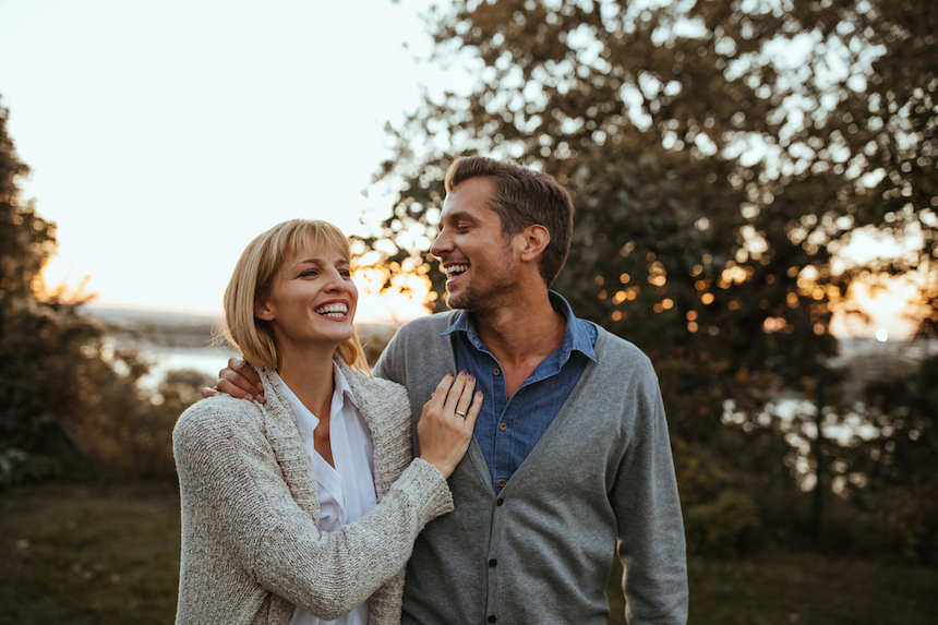 中年夫婦が熟年離婚しないために 中年夫婦だからこそお出かけやデートを楽しみましょう キャンプもおすすめ Common